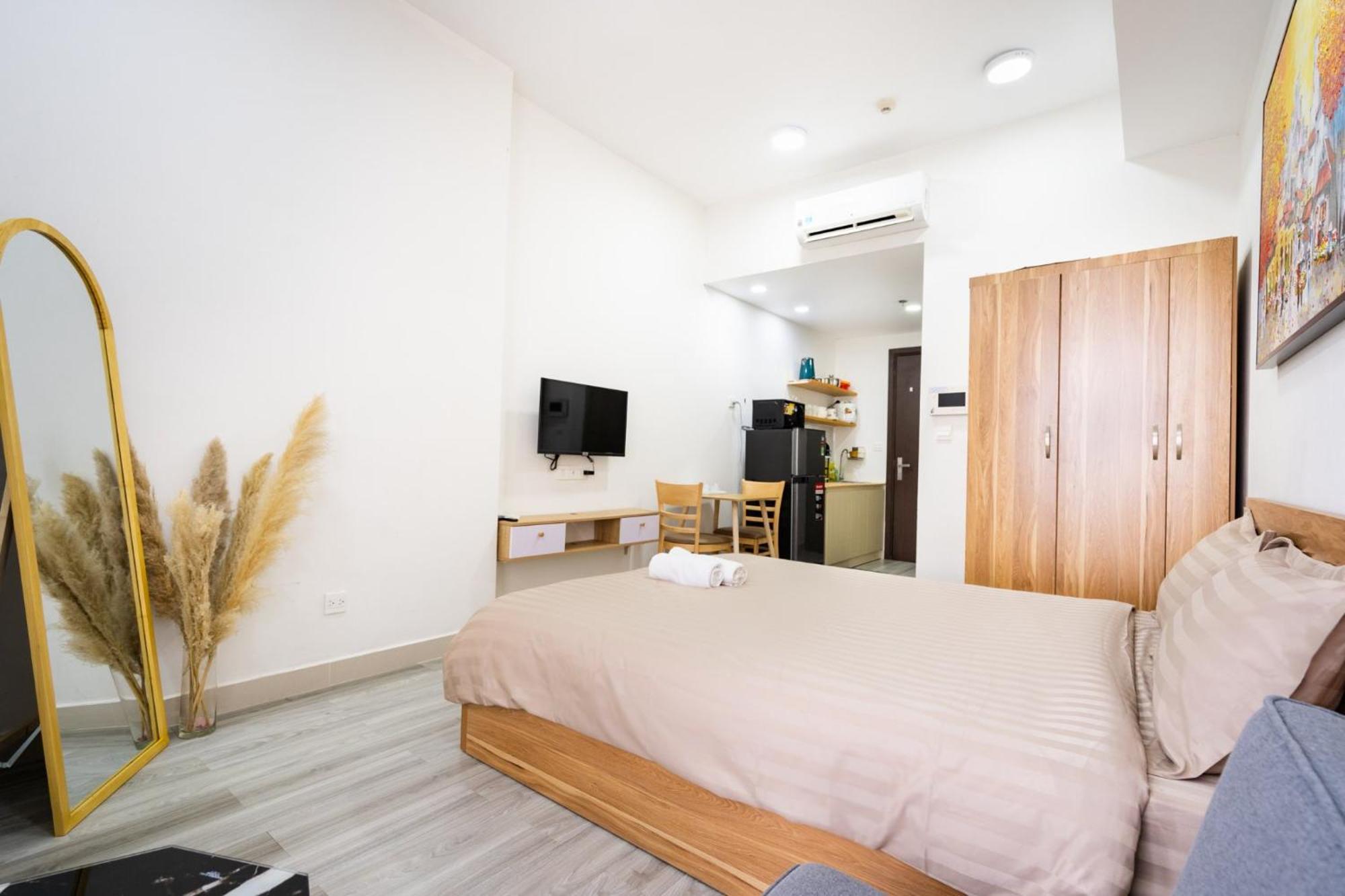 Kala Rivergate Apartments Near Ben Thanh Ho Chi Minh City Exterior photo